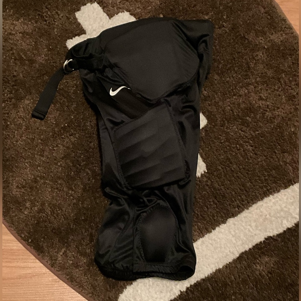 Nike youth Black Sports Bottoms - Picture 10 of 16